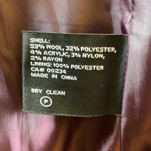 London Fog Pea coat plum colour - Picture 5 of 5